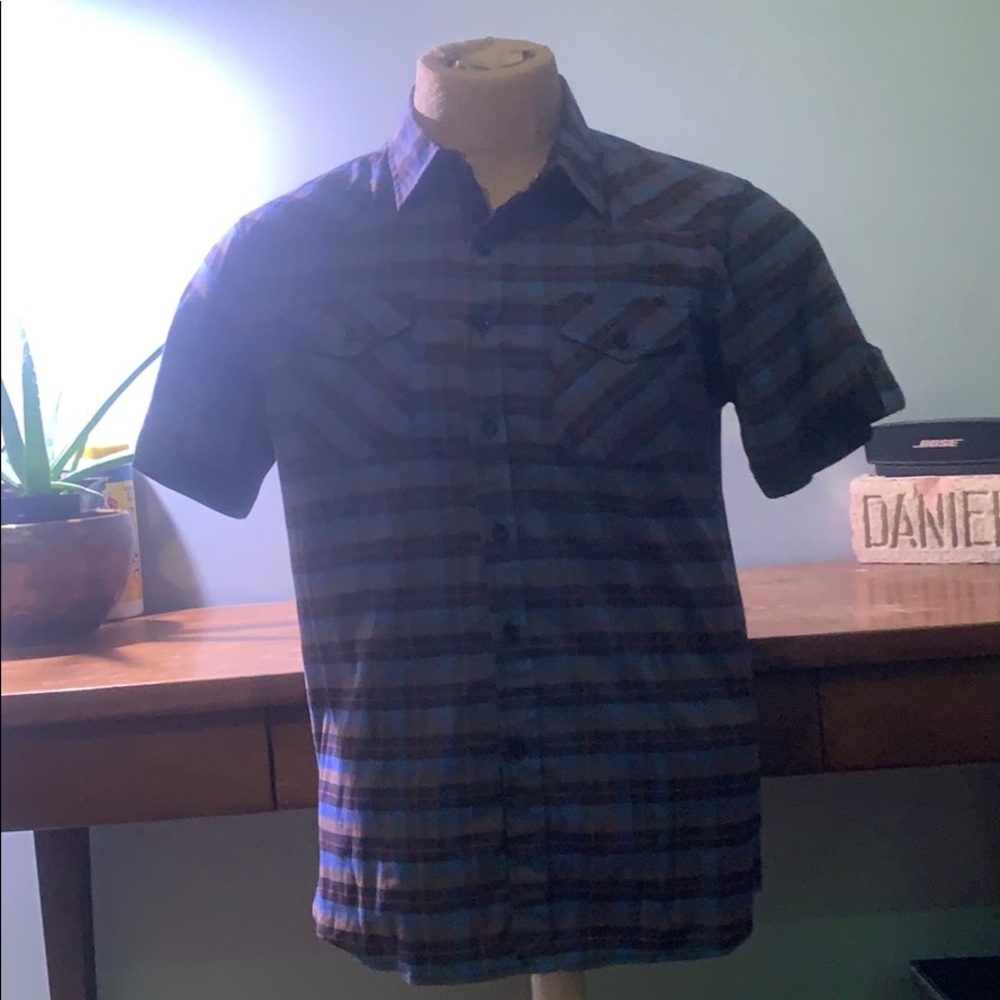 (3 for 10) vigo button down